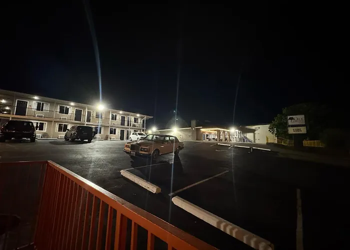 Oak Grove Inn